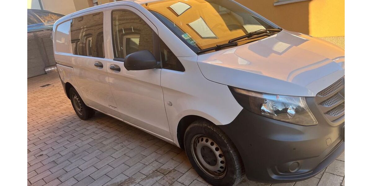 Mercedes-Benz Vito 151.000 km 15.300 &euro; Berlin 10713