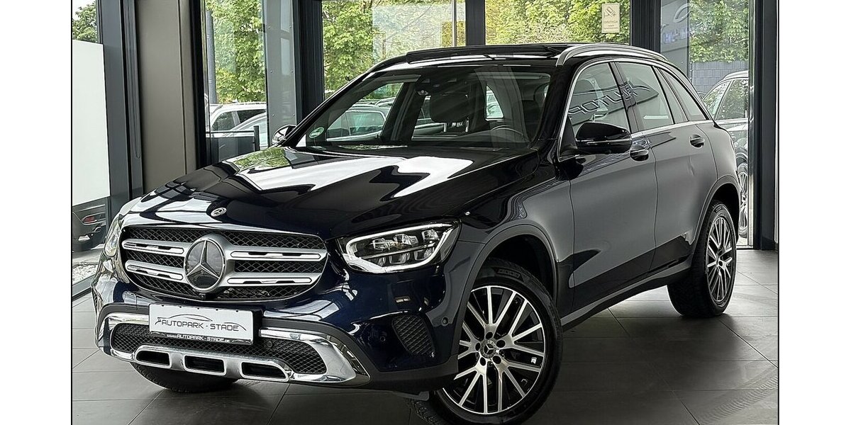 Mercedes-Benz GLC 300 d 4Matic LED Panorama TV AHK Assist. 113.000 km 30.499 &euro; Stade 21682