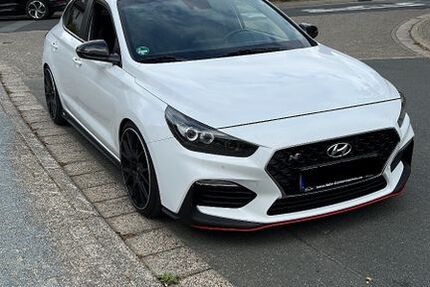 Hyundai i30 83.000 km 21.800 € Idstein 65510