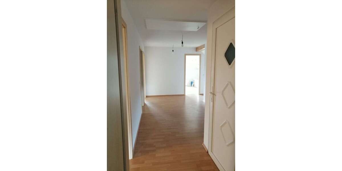geräumiges 1-2 Familienhaus mit großem Garten und super Wohnlage - Einfamilienhaus Saalfeld/Saale Saale | Angebot:26384576