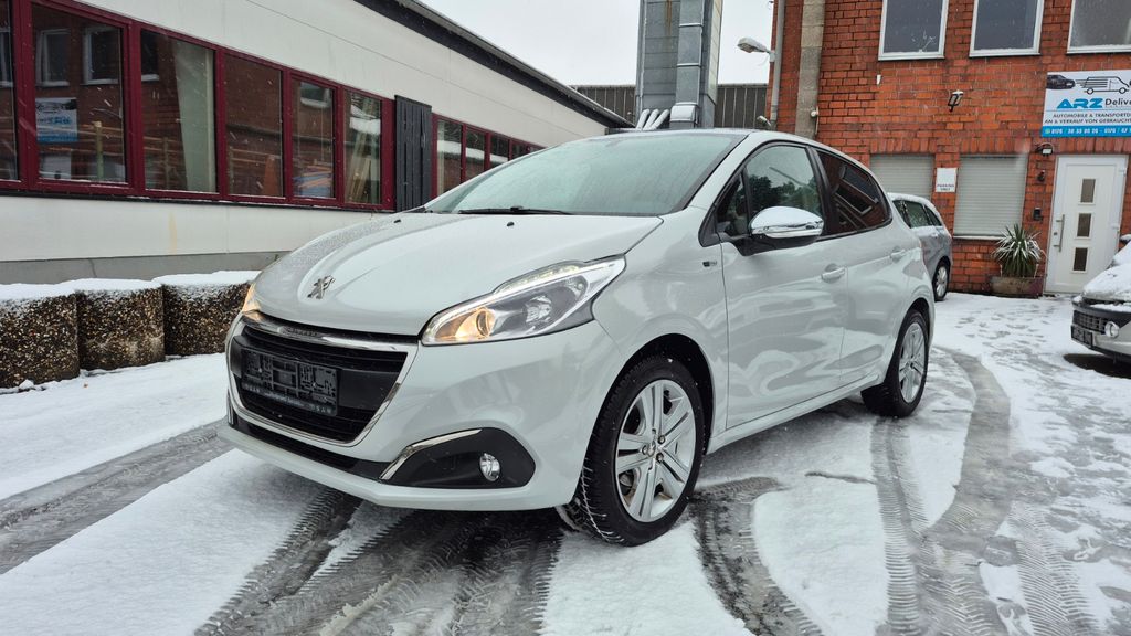 Peugeot 208 94.000 km 5.900 &euro; Rheinberg 47495