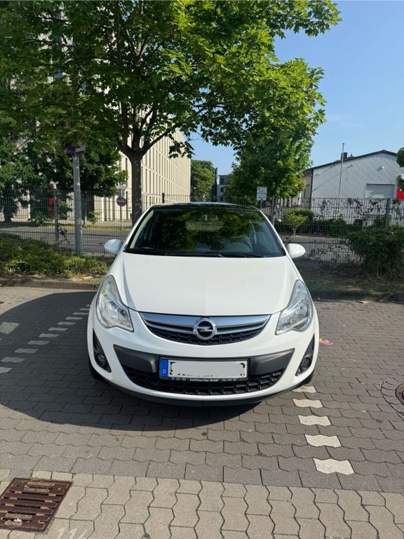 Opel Corsa 265.587 km 2.650 € Drees 53520