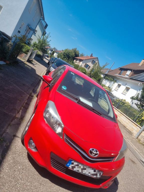 Yaris