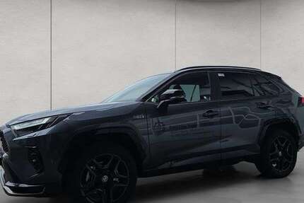 Toyota RAV 4 26.500 km 51.790 &euro; Freiburg 79108