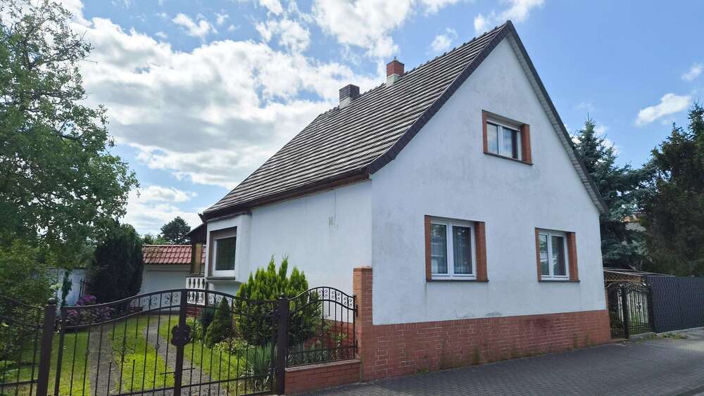 Einfamilienhaus Cottbus Brunschwig - 4 Zimmer, 100 m&sup2;, 189.000&euro; | Angebot:27330877