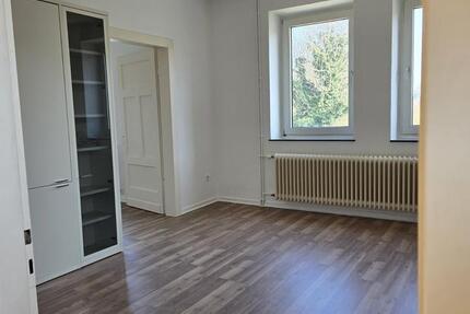 Helle, frisch renovierte Erdgeschoßwohnung in Lemgo