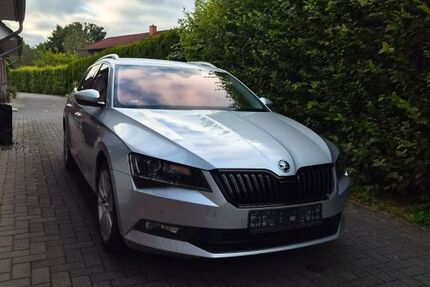 Skoda Superb 178.626 km 13.650 &euro; Oldenburg 26125