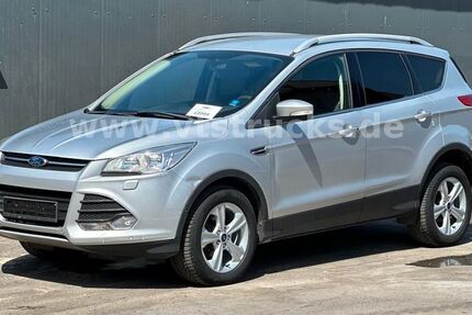 Ford Kuga 223.585 km 3.500 &euro; Legden 48739