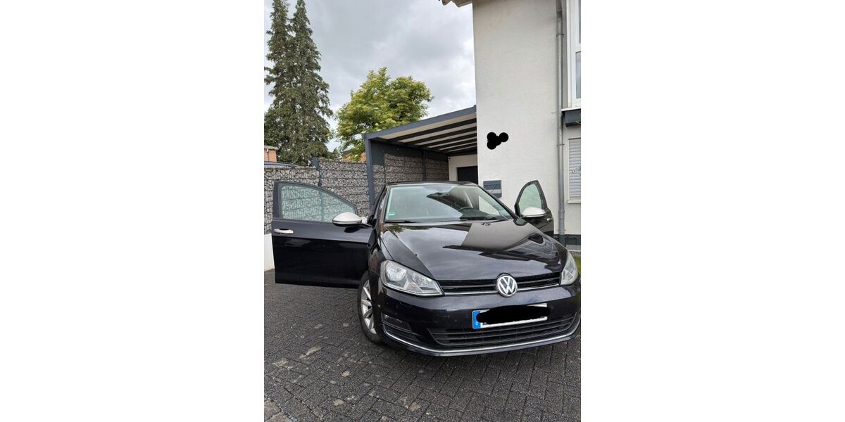 VW Golf 129.000 km 9.999 &euro; Weilerswist 53919
