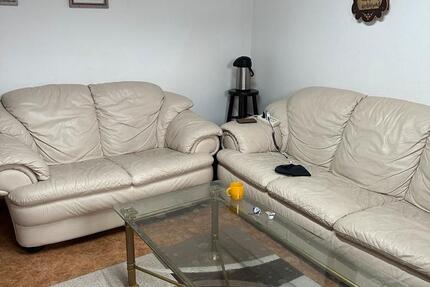 Dachgeschosswohnung mit 3 Zimmern zu vermieten 2 zimmer