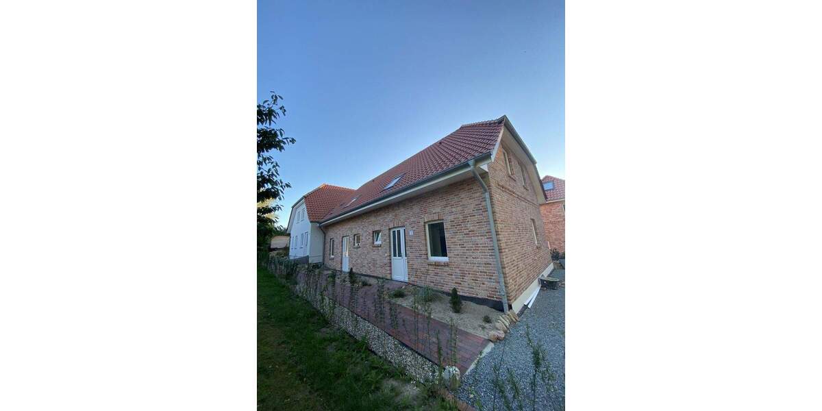Reihenendhaus Hohwacht - 4 Zimmer, 81 m&sup2;, 1.430&euro; | Angebot:25897488