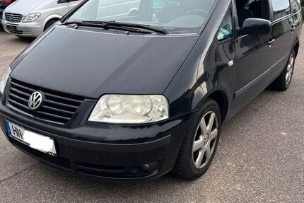 VW Sharan 322.000 km 1.699 &euro; Öhringen 74613