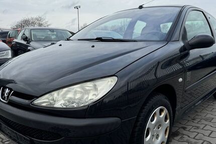 Peugeot 206 115.000 km 699 &euro; Oberkrämer 16727