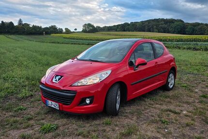 Peugeot 207 185.000 km 2.100 &euro; Aachen 52074