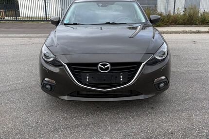 Mazda 3 163.416 km 8.500 € Augsburg 86156