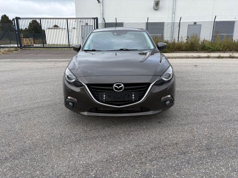 Mazda 3 163.416 km 8.500 € Augsburg 86156