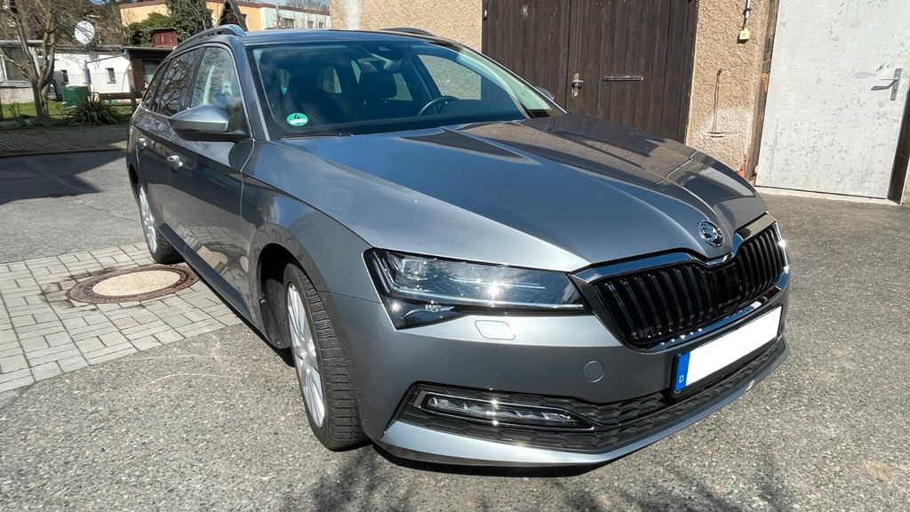 Skoda Superb 93.200 km 20.800 &euro; Chemnitz 09117