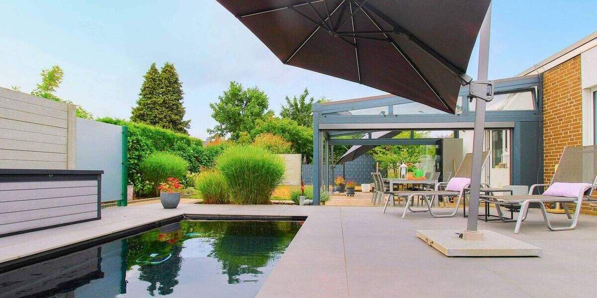 Bungalow mit Garten und Pool - inkl. Gewerbe-Nebengebäude in ruhiger Lage in Wassenberg-Myhl 3 zimmer