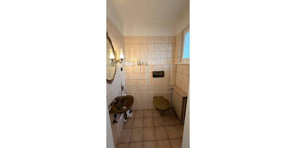 Klassische DHH mit Vollkeller und Garage in ruhiger Sackgassenlage von Ahrensburg - Doppelhaushälfte Ahrensburg | Angebot:26121169