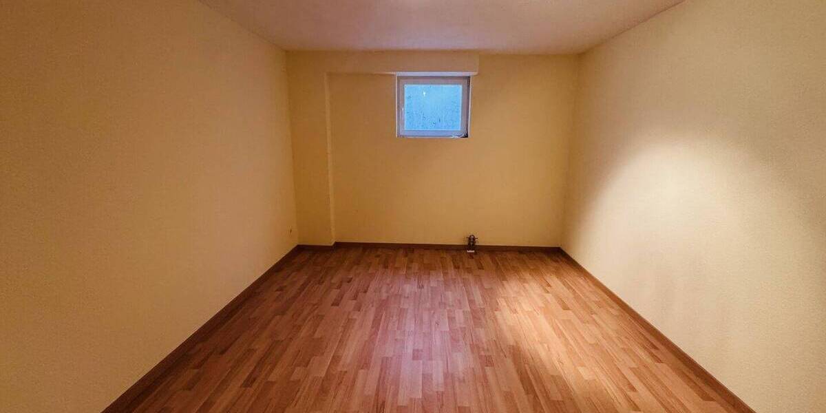 Einfamilienhaus Osterburken - 5 Zimmer, 159 m&sup2;, 1.570&euro; | Angebot:25690327