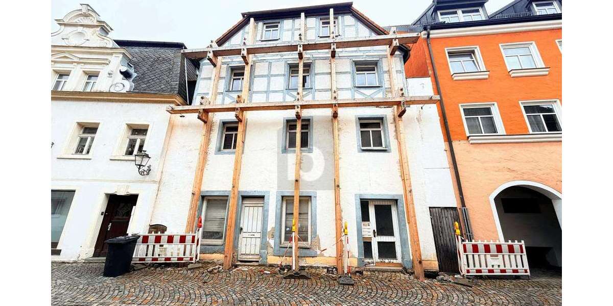 Einfamilienhaus Kulmbach Blaich - 10 Zimmer, 500 m&sup2;, 120.000&euro; | Angebot:26866479