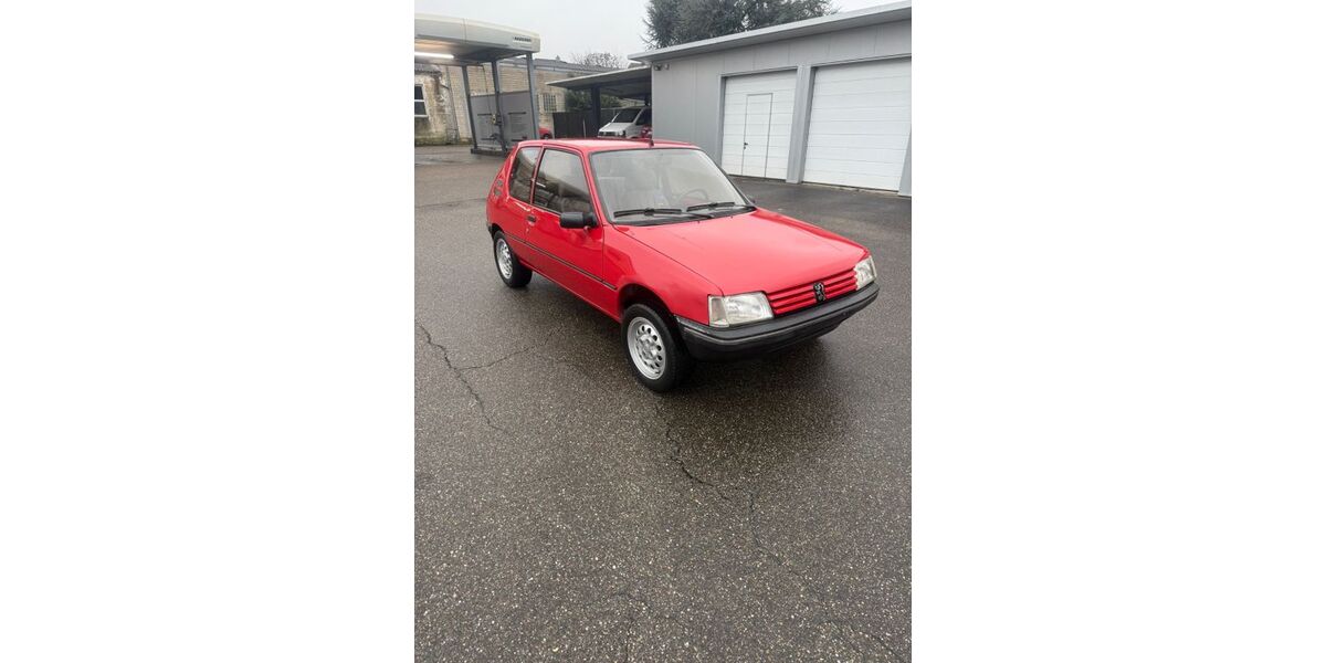 Peugeot 205 201.000 km 1.199 &euro; Freiburg 79111