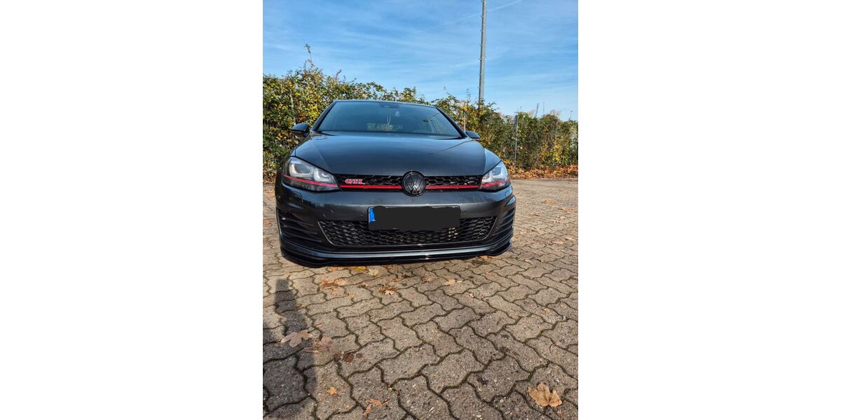 VW Golf 127.000 km 14.700 &euro; Pforzheim 75181