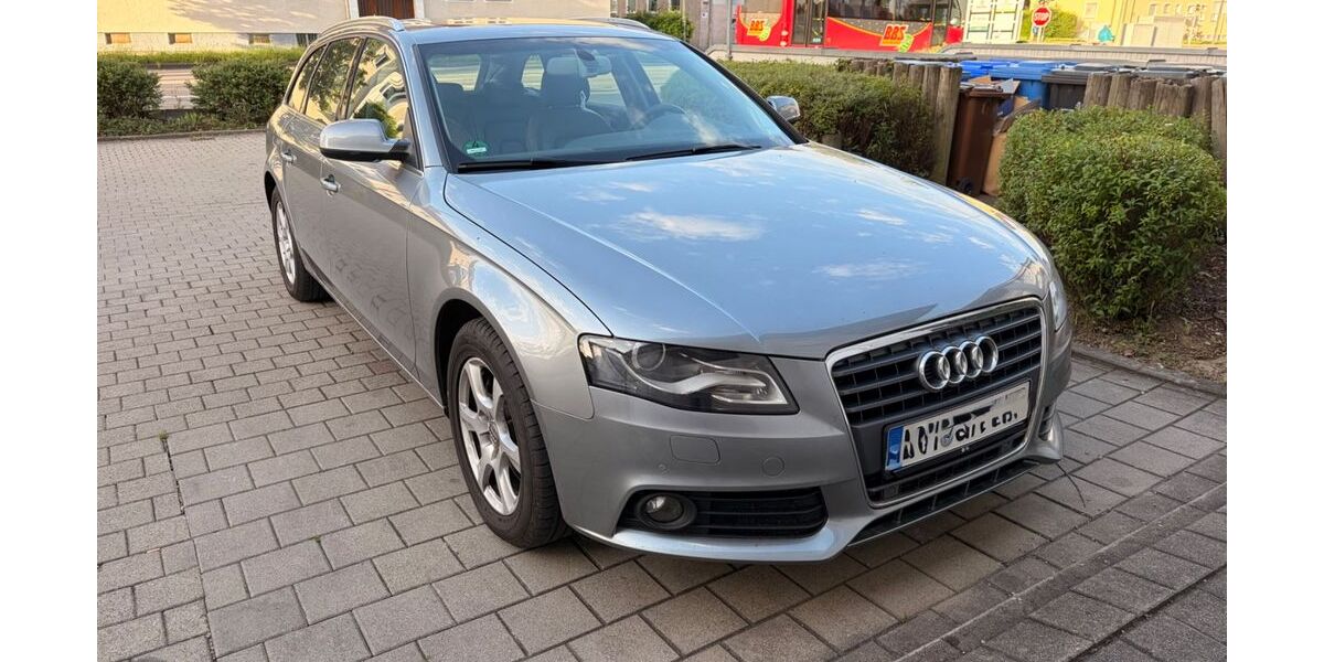 Audi A4 240.000 km 5.500 &euro; Memmingen 87700