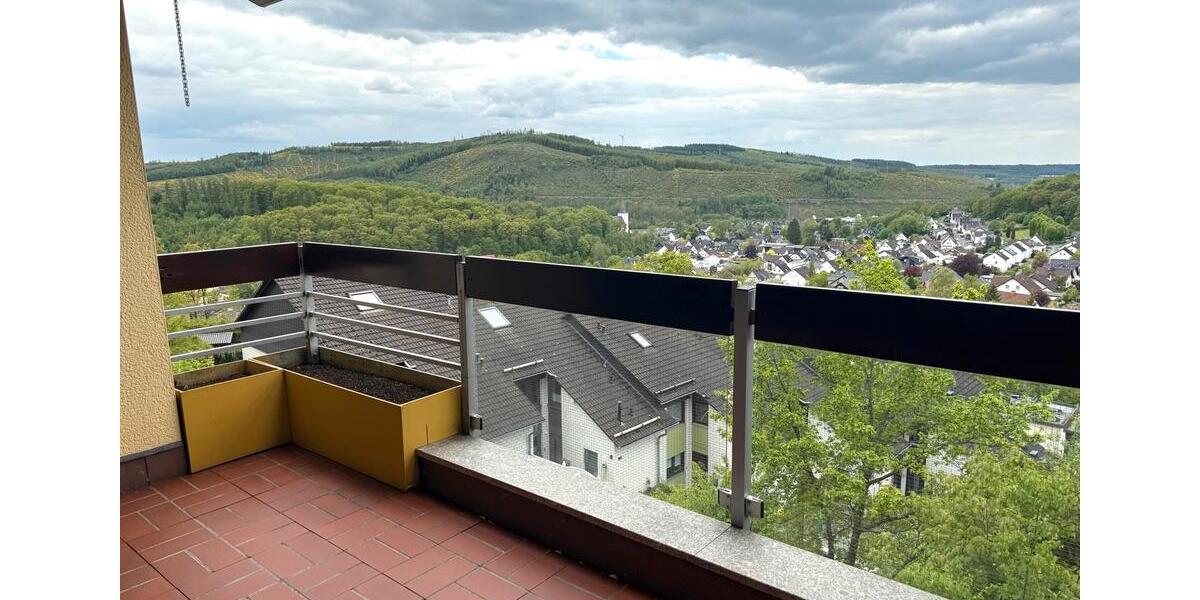 Etagenwohnung Netphen - 3 Zimmer, 90 m&sup2;, 230.000&euro; | Angebot:26493613