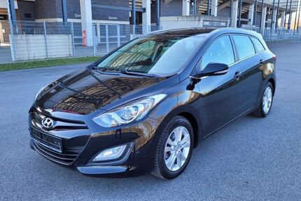 Hyundai i30 125.000 km 5.990 &euro; Essen 45356