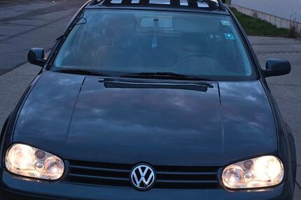 VW Golf 210.000 km 5.000 &euro; Stolpen 01833