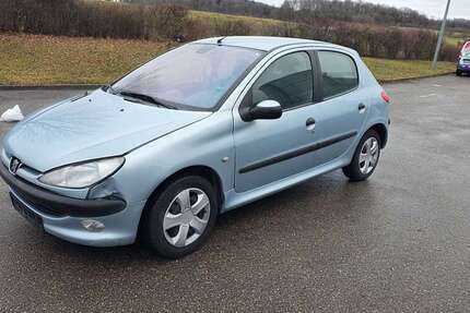 Peugeot 206 214.000 km 550 &euro; Althengstett/Calw 75382