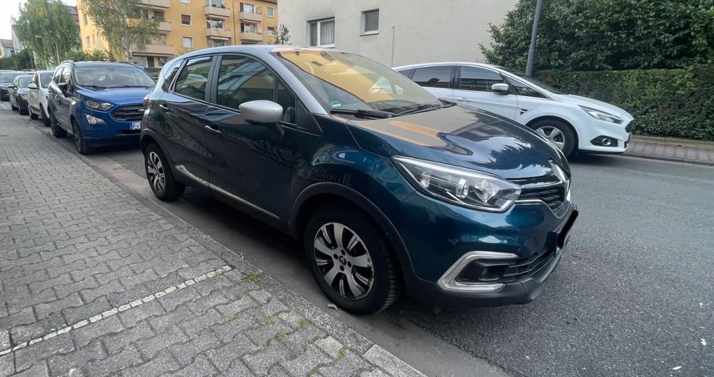 Renault Captur 74.369 km 10.552 &euro; Frankfurt am Main 60431