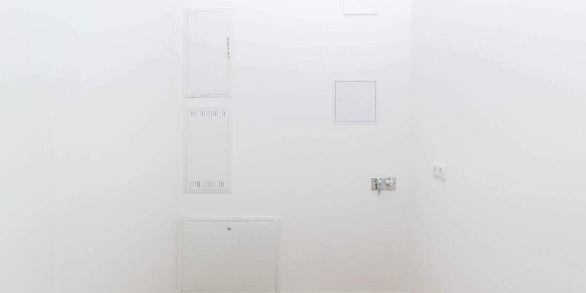 ERSTKLASSIG UND EINZIGARTIG 3-Raum-Wohnung mit Südbalkon, Weitblick & PKW-Stellplatz 3 zimmer