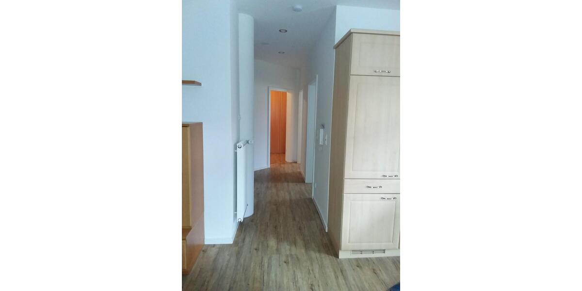 Erdgeschoßwohnung Hauzenberg - 2.5 Zimmer, 66 m&sup2;, 880&euro; | Angebot:24492319