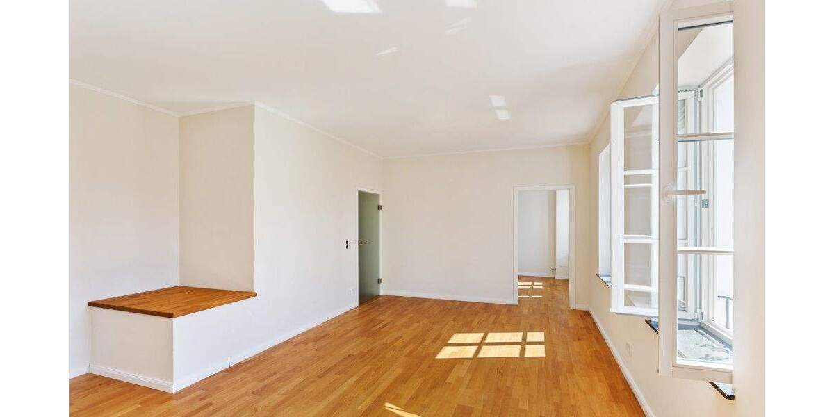 Einfamilienhaus Saarlouis - 5 Zimmer, 135 m&sup2;, 1.760&euro; | Angebot:24424035