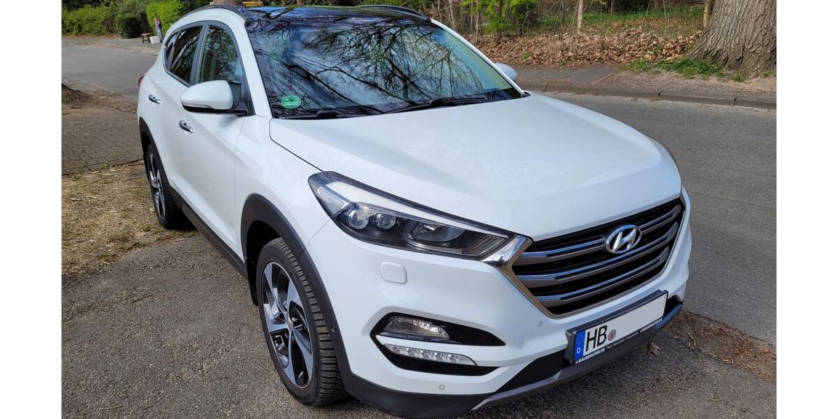 Hyundai TUCSON 206.000 km 10.990 &euro; Bremen 28757