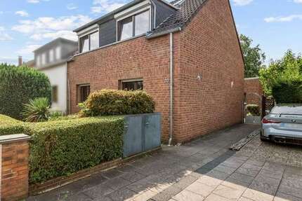 Haus zum Kaufen in Düsseldorf 450.000 € 120 m² 6 zimmer