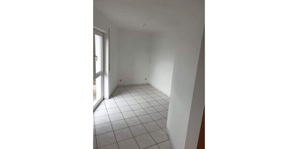 Etagenwohnung Weißenthurm - 4 Zimmer, 96 m&sup2;, 765&euro; | Angebot:24647845
