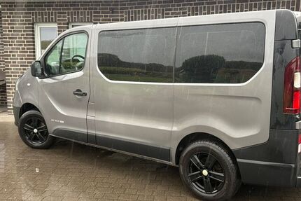 Renault Trafic 157.613 km 17.000 &euro; Essen-Oldenburg 49632