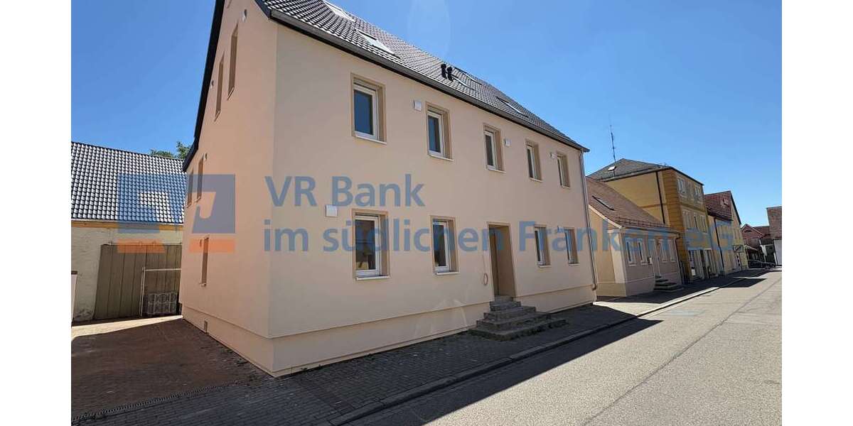 Etagenwohnung Gunzenhausen - 3 Zimmer, 103 m&sup2;, 1.290&euro; | Angebot:27055383