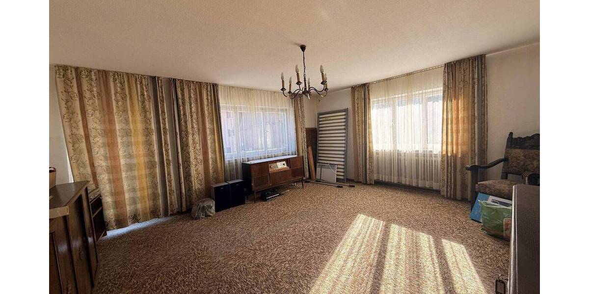 Mehrfamilienhaus, Wohnhaus Oberammergau - 8 Zimmer, 185 m&sup2;, 450.000&euro; | Angebot:26376447