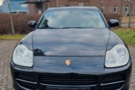 Porsche Cayenne 296.530 km 5.500 &euro; Wahlstedt 23812