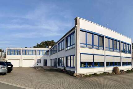 Halle in Bad Emstal 1.425.000 € 235 m²