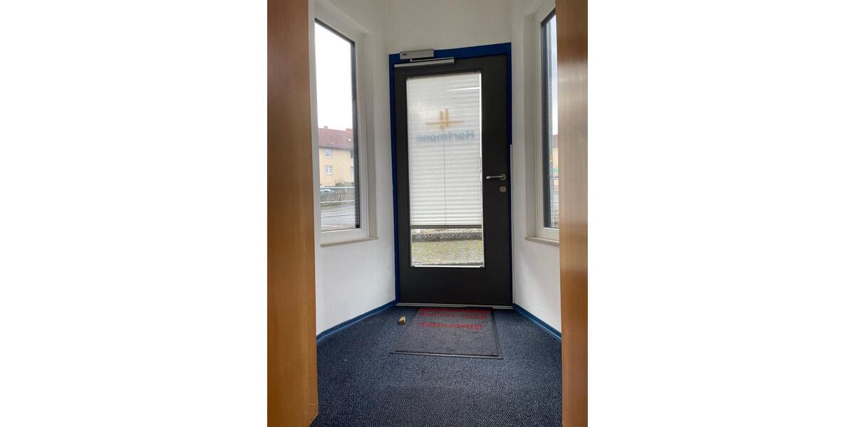 Mehrfamilienhaus, Wohnhaus Zeitlofs - 10 Zimmer, 260 m&sup2;, 265.000&euro; | Angebot:27069359