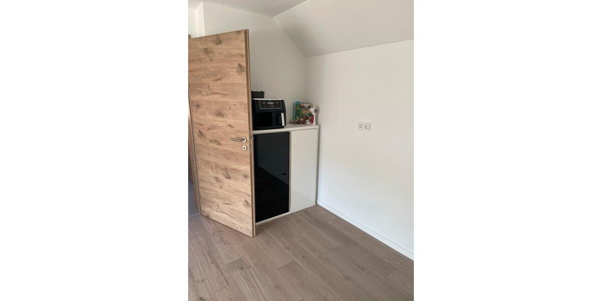 Dachgeschoßwohnung Trier Nord - 2 Zimmer, 55 m&sup2;, 650&euro; | Angebot:26326908