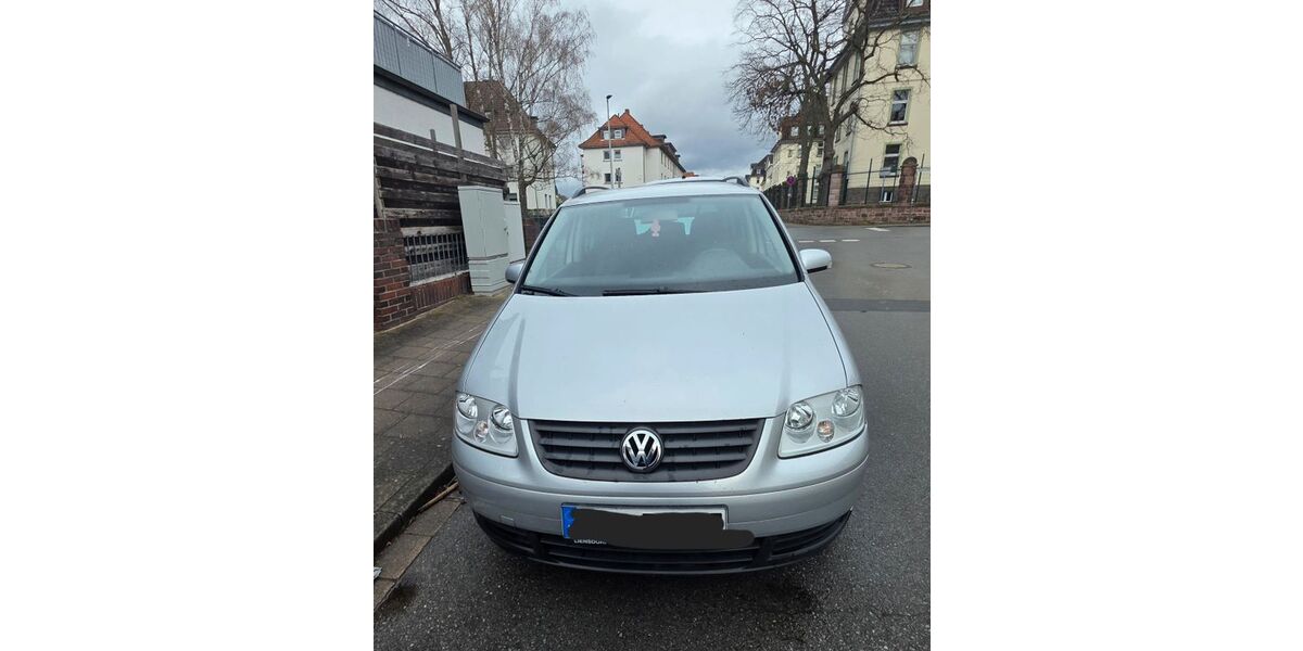 VW Touran 255.961 km 800 &euro; Holzminden 37603