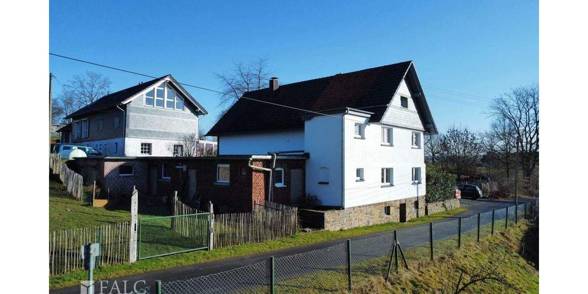 Einfamilienhaus Ruppichteroth Mittelsaurenbach - 6 Zimmer, 183 m&sup2;, 360.000&euro; | Angebot:24825467