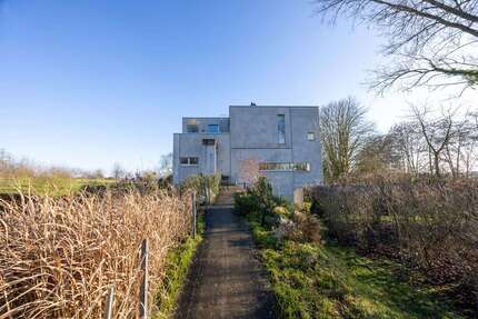 Haus Grevenbroich Hemmerden - 7 Zimmer, 259 m&sup2;, 4.000&euro; | Angebot:24871473