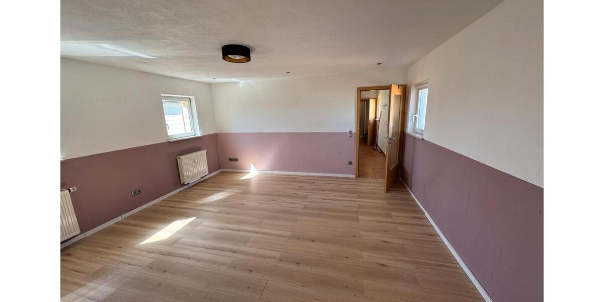 Etagenwohnung Saarbrücken Ensheim - 2 Zimmer, 56 m&sup2;, 600&euro; | Angebot:26420503